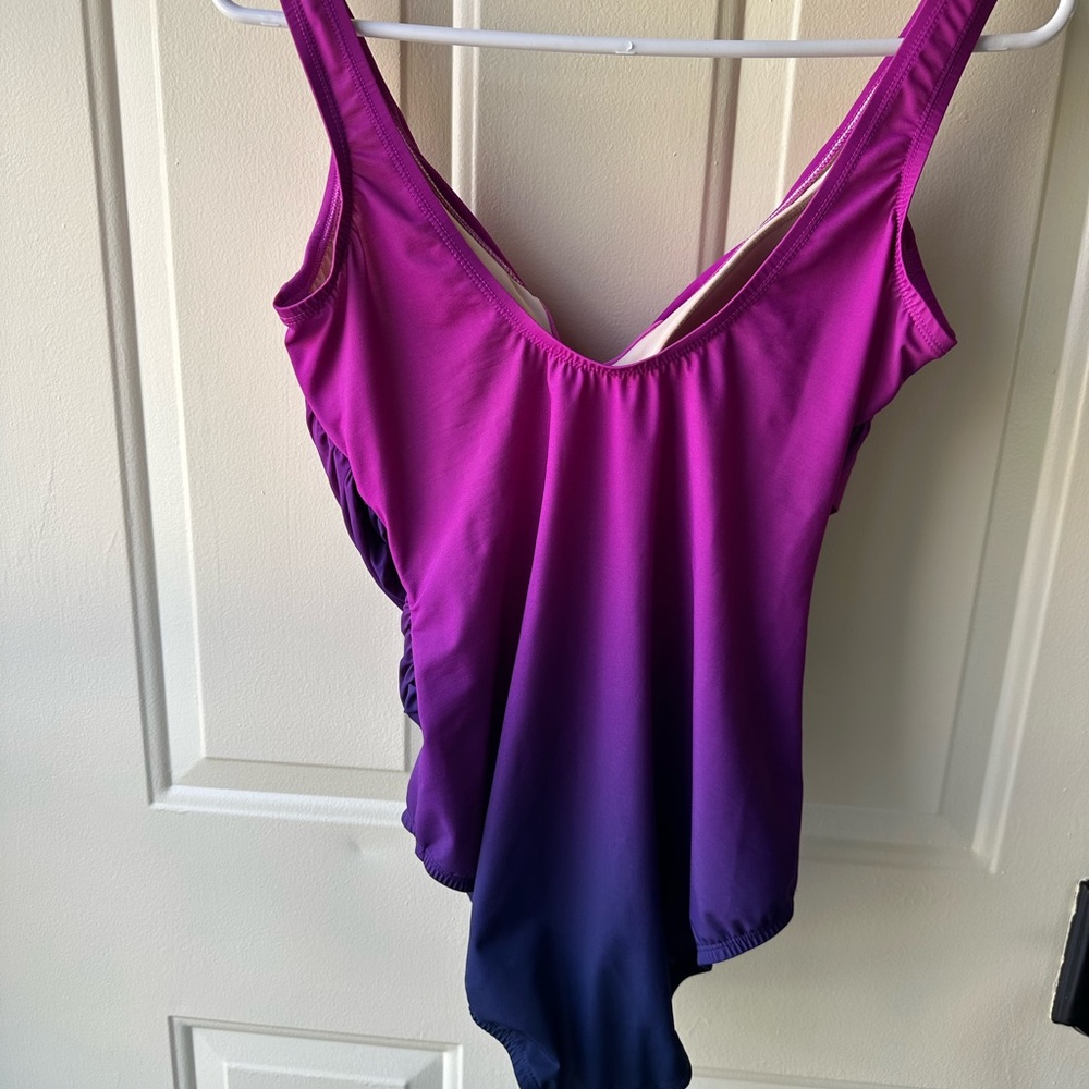 Lands' End Women's Purple One-Piece Swimsuit - Picture 2 of 4